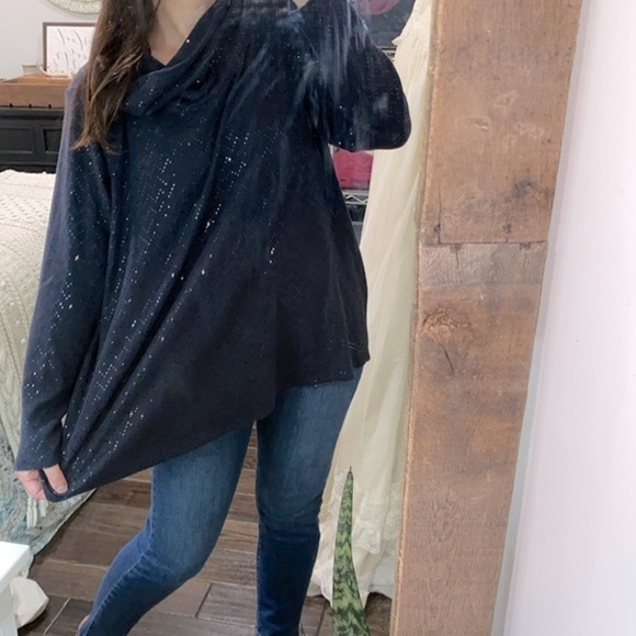 Lane Bryant black sparkle knit sweater size 18/20 - Picture 2 of 6